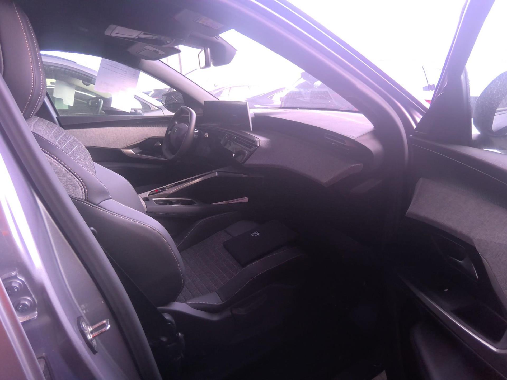Peugeot 3008 Electrique 210 ch 73 kWh Allure 2025