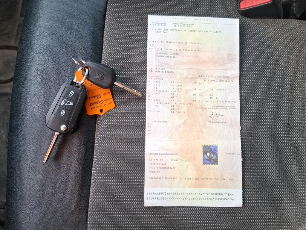 Peugeot EXPERT FGN TOLE STANDARD 2.0 BLUEHDI 120 S&S EAT8 ASPHALT 2021