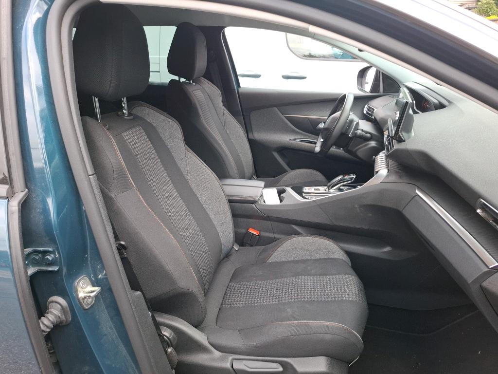 Peugeot 5008 BlueHDi 130ch S&S EAT8 Active Pack 2022