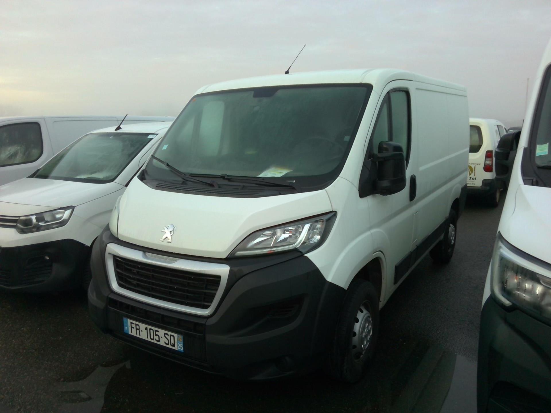 Peugeot BOXER TOLE 330 L1H1 BLUEHDI 120 S&S PREMIUM 2020