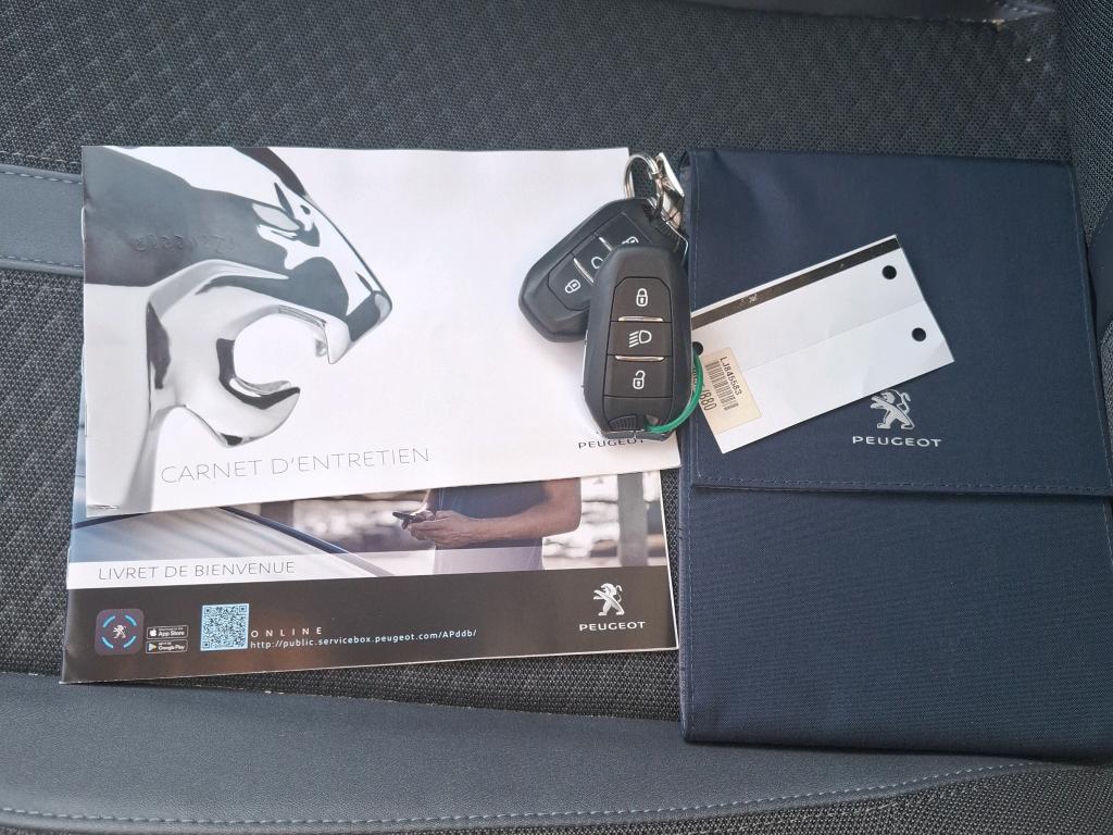 Peugeot 2008 BlueHDi 130 S&S EAT8 Allure Business 2020