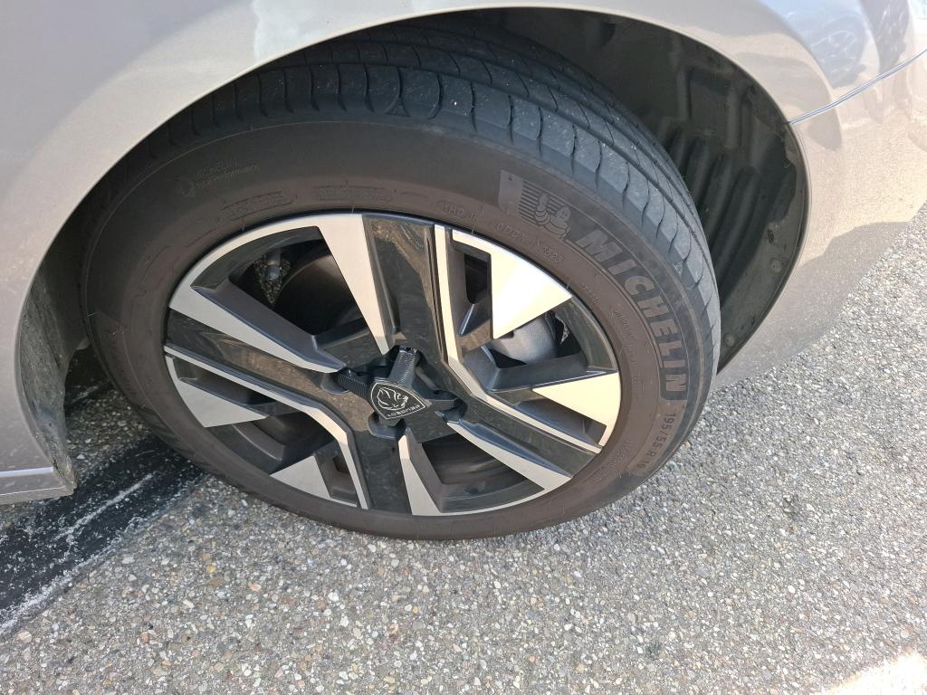 Peugeot 208 Hybrid 110 ch e-DCS6 Allure 2025