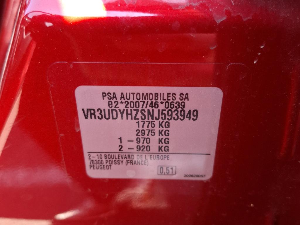 Peugeot 2008 BlueHDi 130 S&S EAT8 Allure Pack 2022