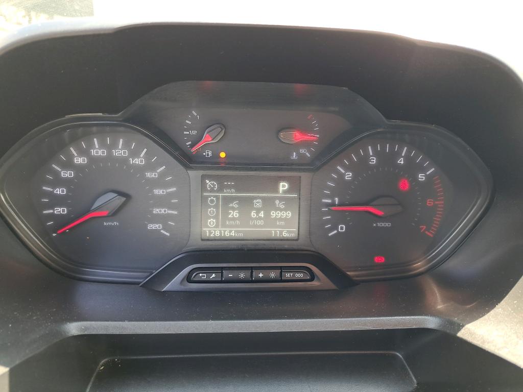 Peugeot PARTNER FOURGON STANDARD 650 KG BLUEHDI 130 S&S EAT8 ASPHALT 2020