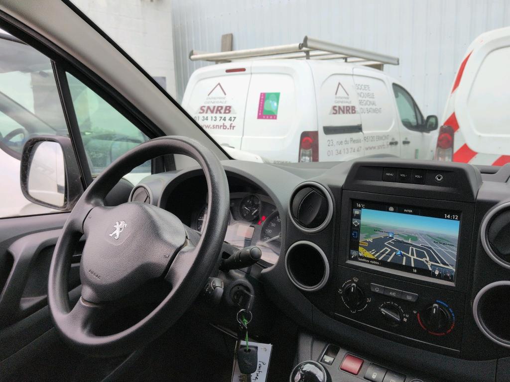 Peugeot PARTNER FOURGON STANDARD 1.6 BLUEHDI 75 BVM5 PREMIUM PACK 2017
