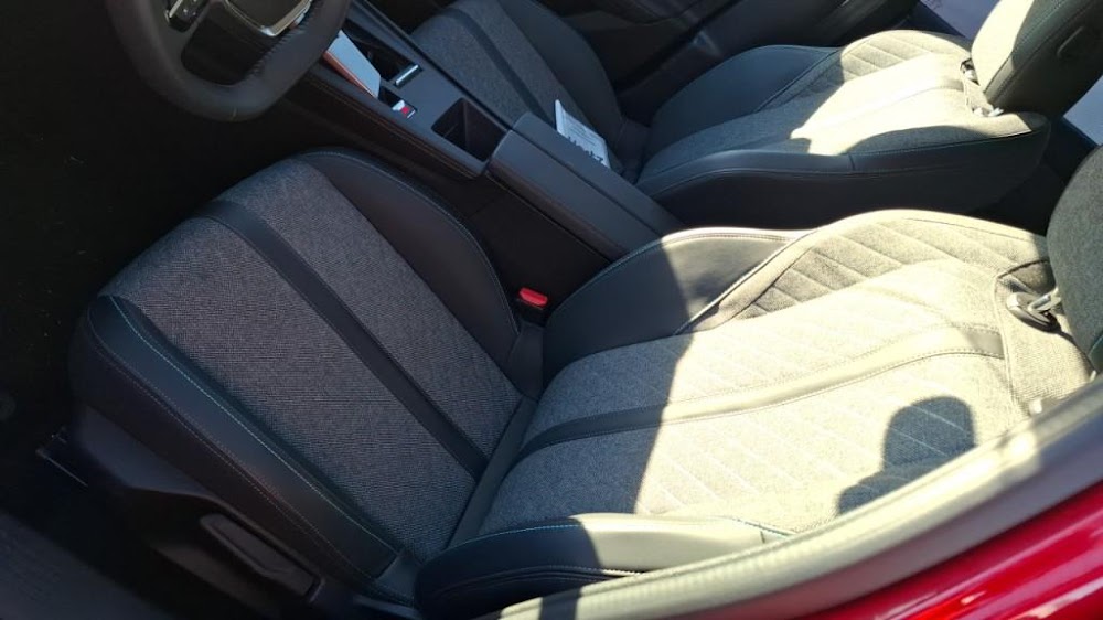 Foto Peugeot 408 7