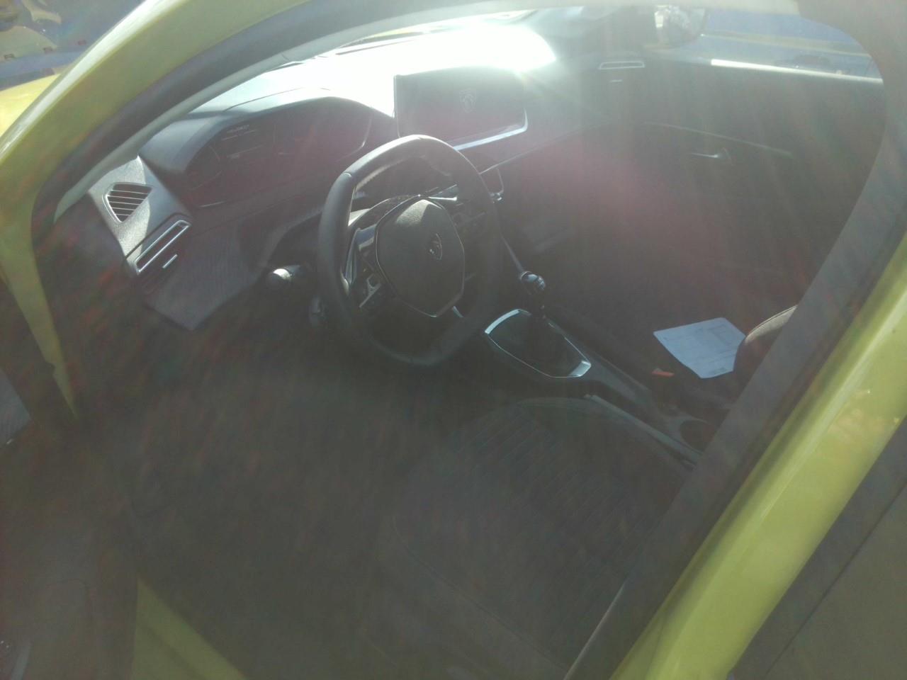 Foto Peugeot 208 5
