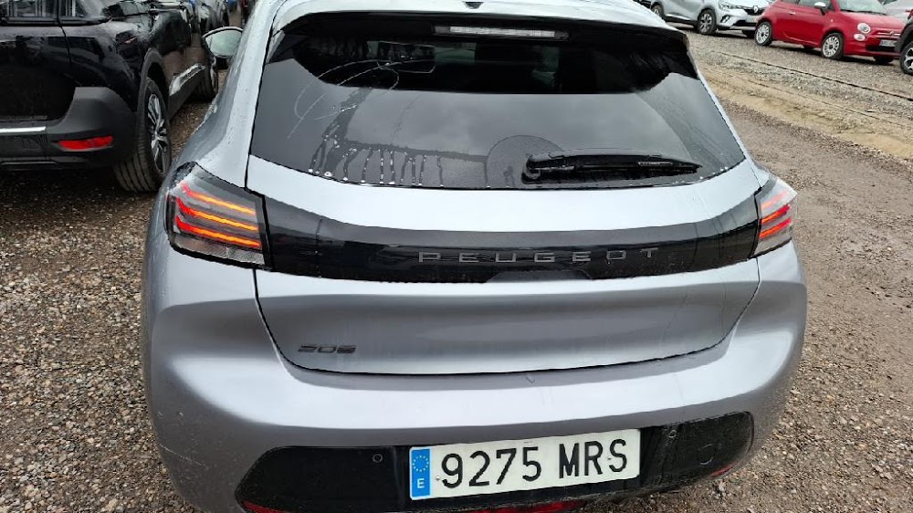 Foto Peugeot 208 9