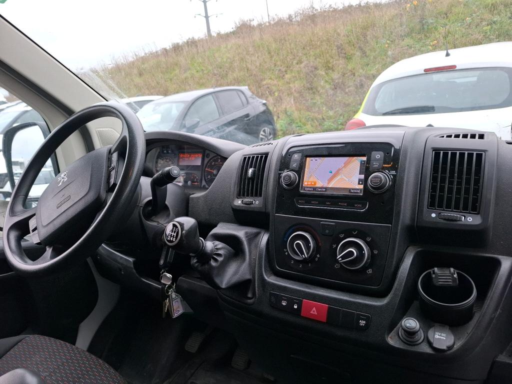 Peugeot BOXER TOLE 333 L1H1 BLUEHDI 120 S&S PREMIUM 2020