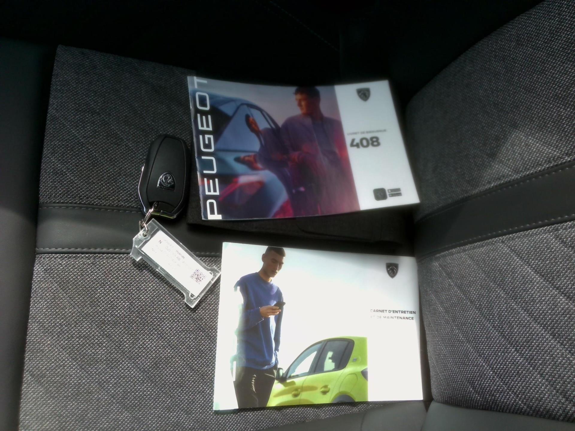 Peugeot 408 