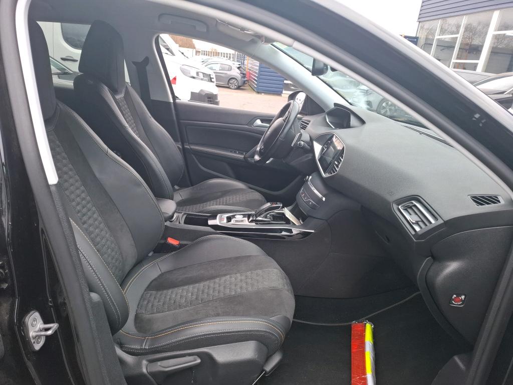 Peugeot 308 BlueHDi 130ch S&S EAT8 Road Trip 2021
