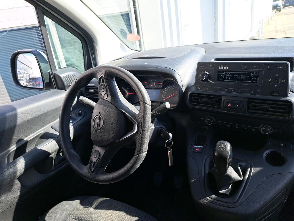 Opel COMBO CARGO 1.5 100 CH S/S L1H1 BVM5 STANDARD PACK CLIM 2021