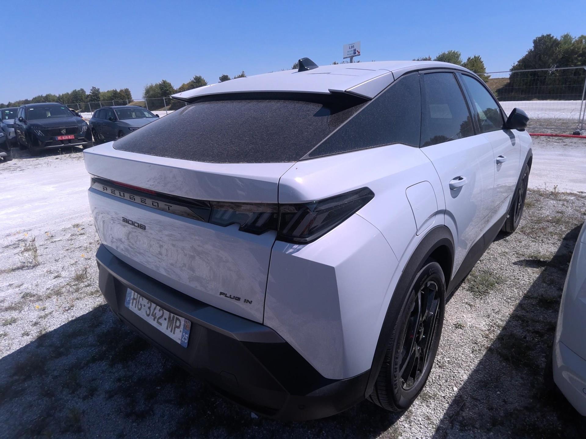 Peugeot 3008 Plug-in Hybrid 195 e-DCS7 Allure 2025