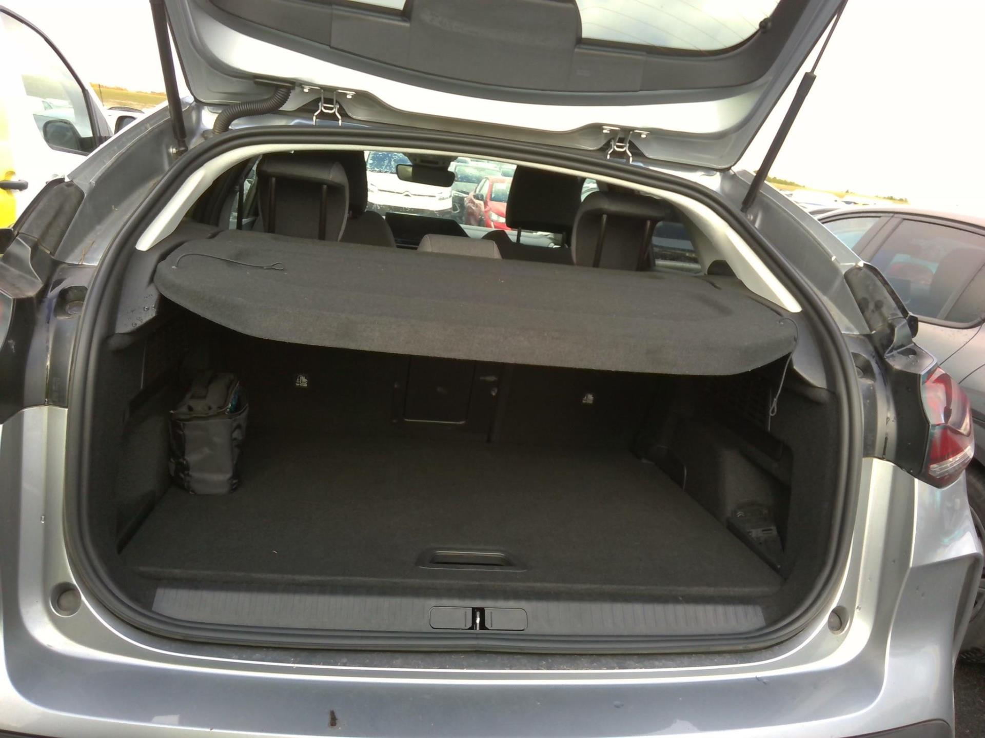 Citroen C4 PureTech 130 S&S EAT8 Shine 2022