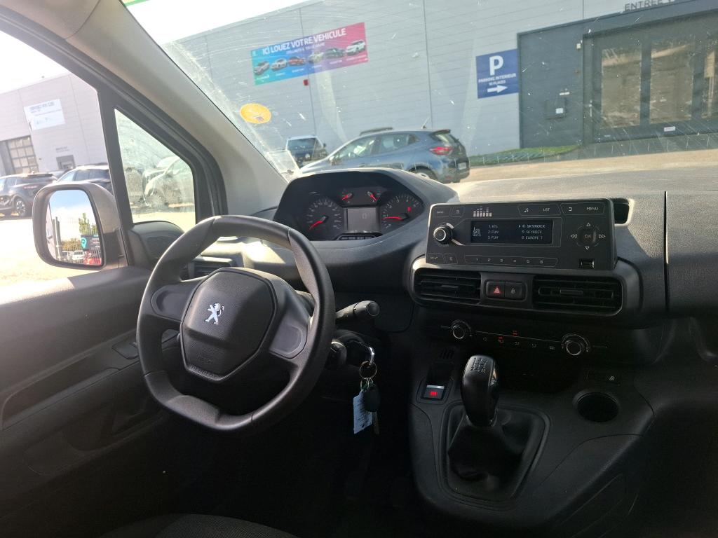Peugeot PARTNER FOURGON STANDARD 650 KG BLUEHDI 75 BVM5 PREMIUM 2020