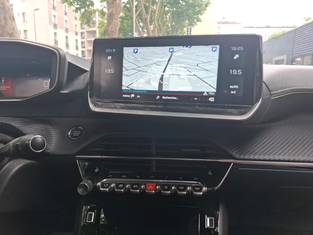 Peugeot 208 PureTech 130 S&S EAT8 GT Pack 2021