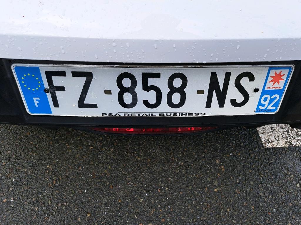 Peugeot 208 PURETECH 100 S&S EAT8 ACTIVE BUSINESS R 2021