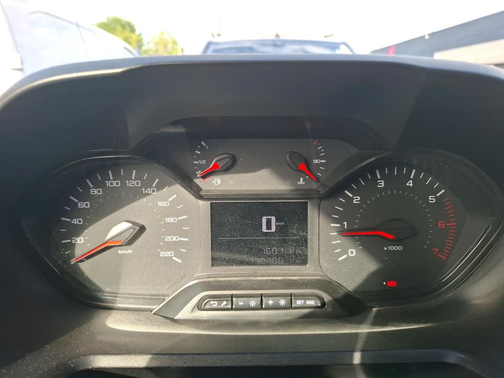 Peugeot PARTNER FOURGON STANDARD 650 KG BLUEHDI 75 BVM5 PREMIUM 2020