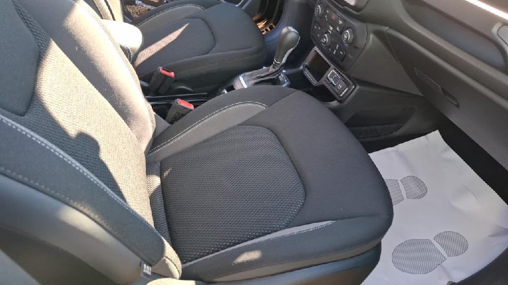 Foto Jeep Renegade 13