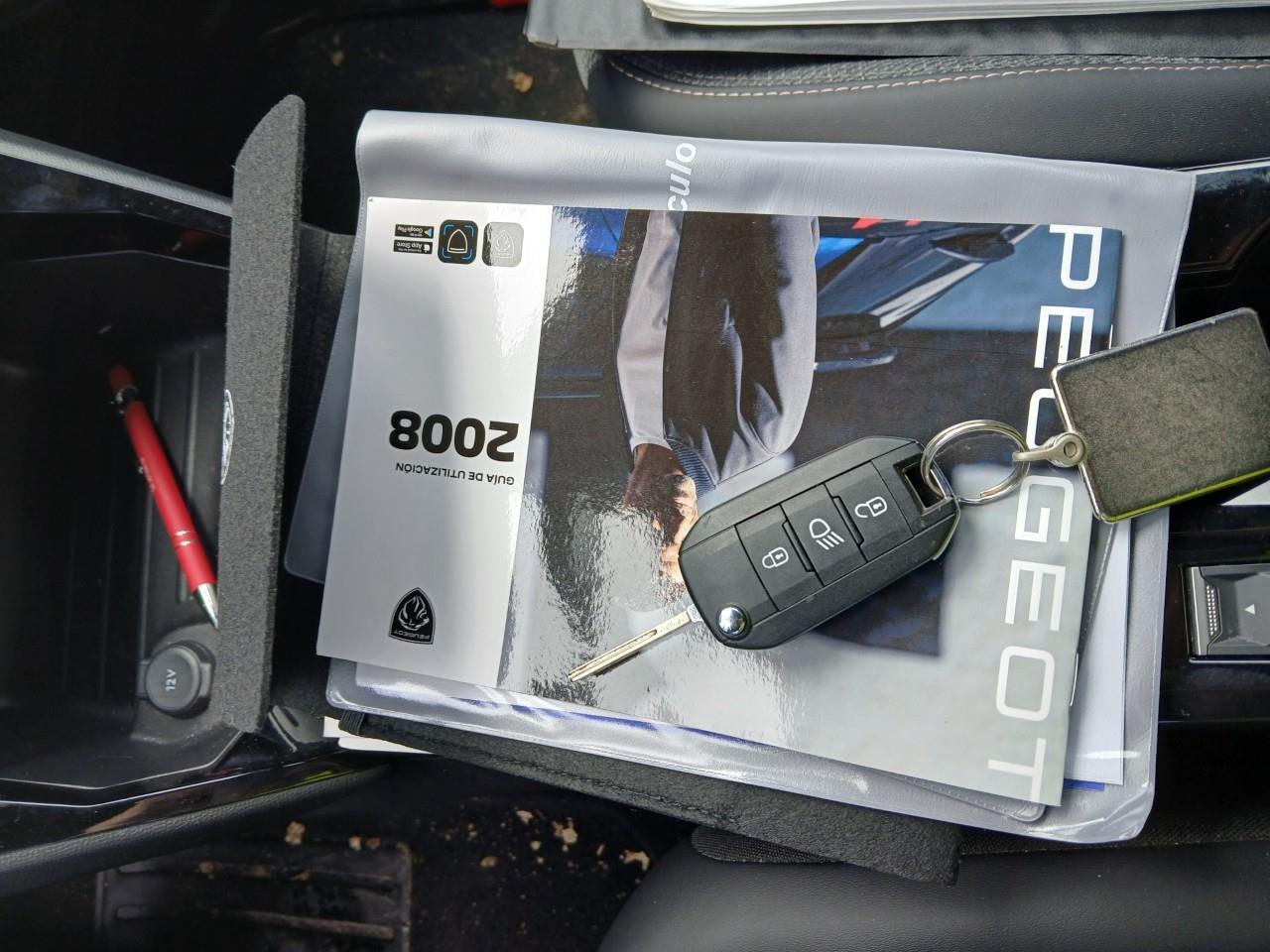 Foto Peugeot 2008 14