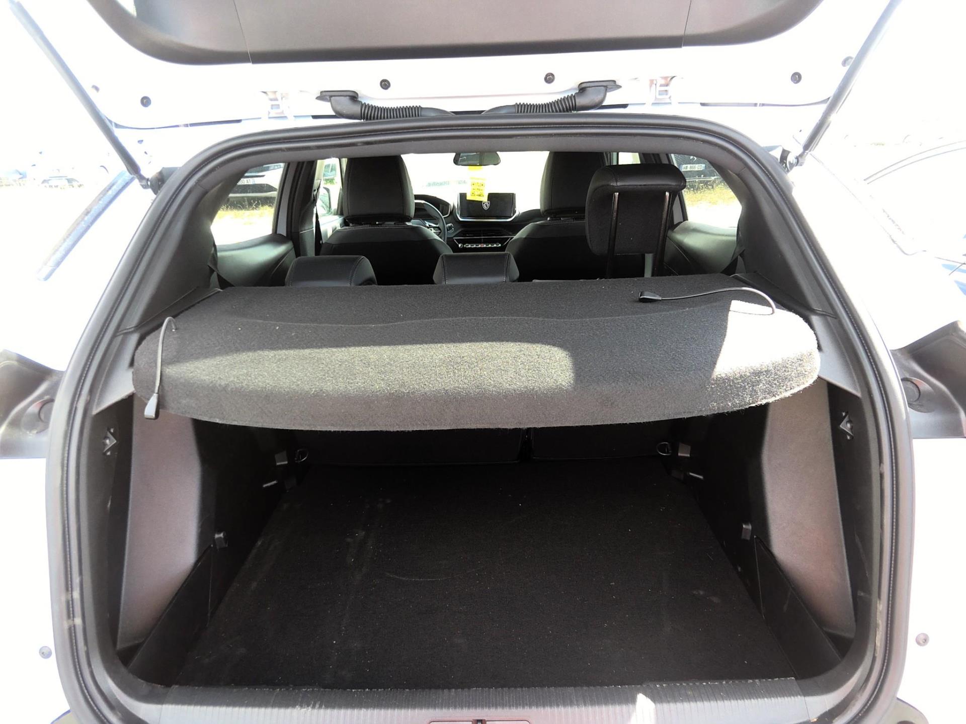 Peugeot 2008 Turbo 100 ch BVM6 Allure 2026