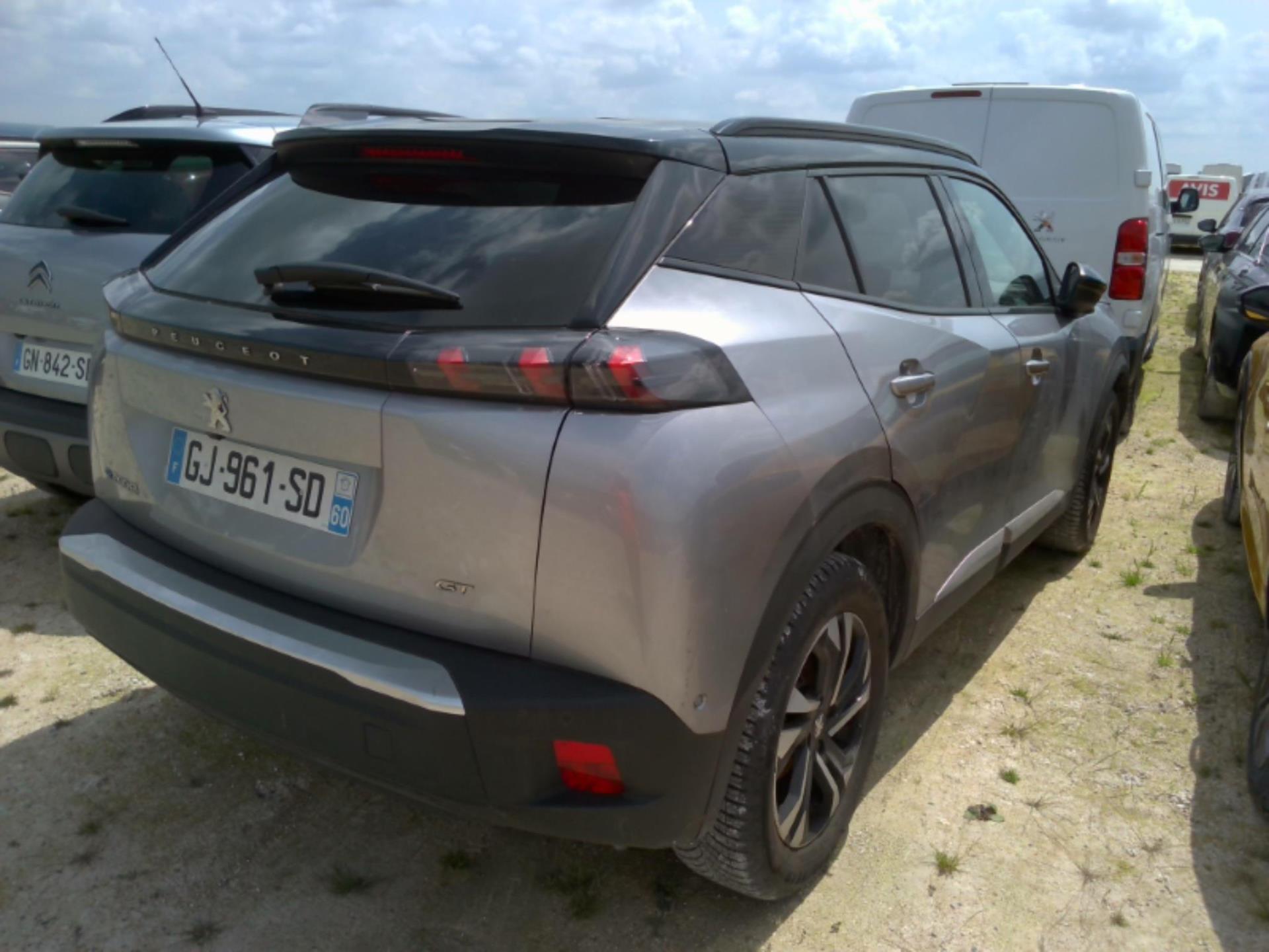 Peugeot 2008 Electrique 136 ch GT 2022