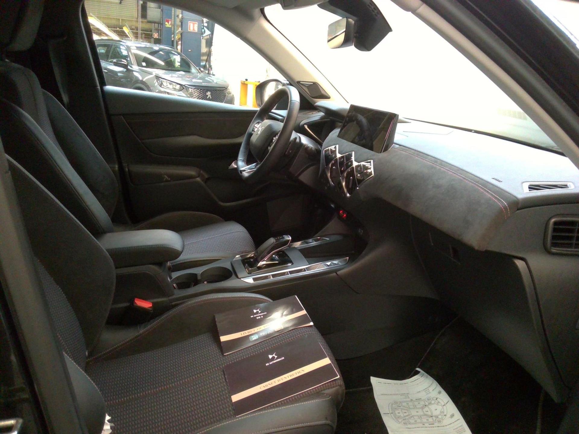 DS DS3 Crossback PureTech 130 EAT8 Performance Line+ 2023