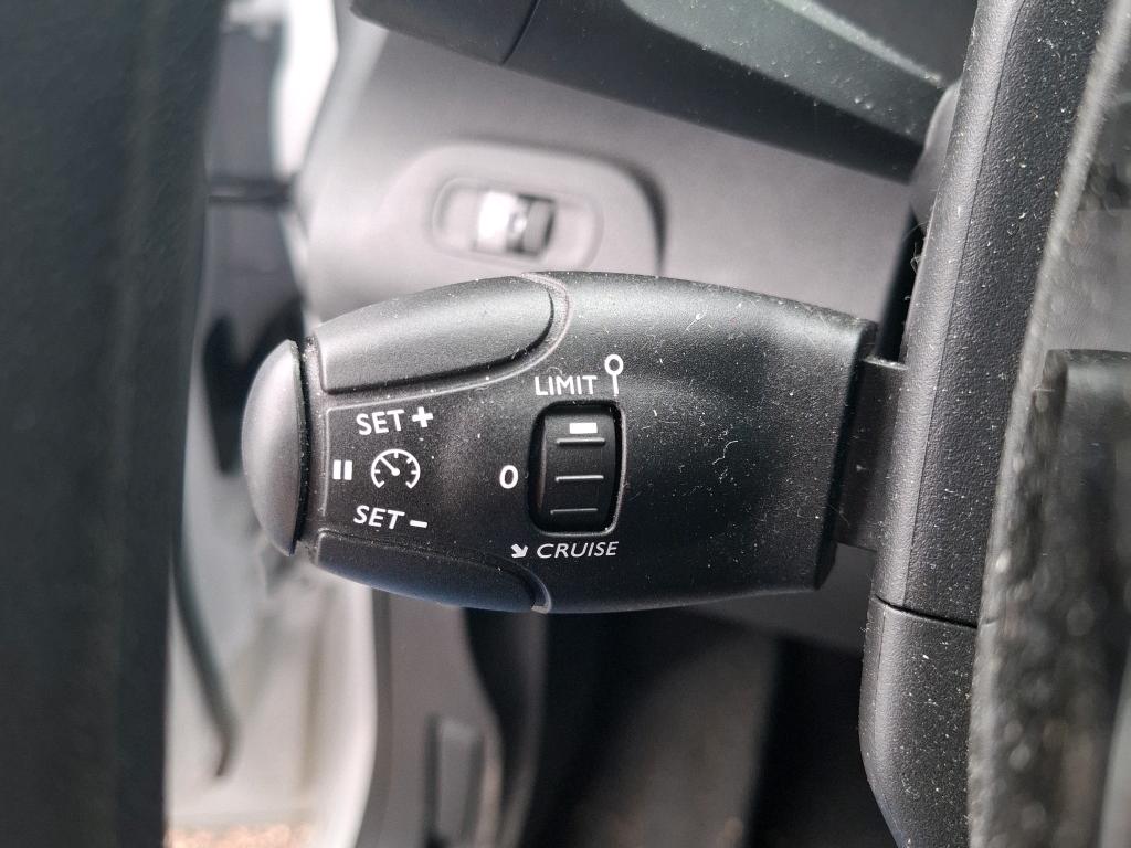 Peugeot E-PARTNER FOURGON M 800 KG 136 CH BATTERIE 50 KWH  2023