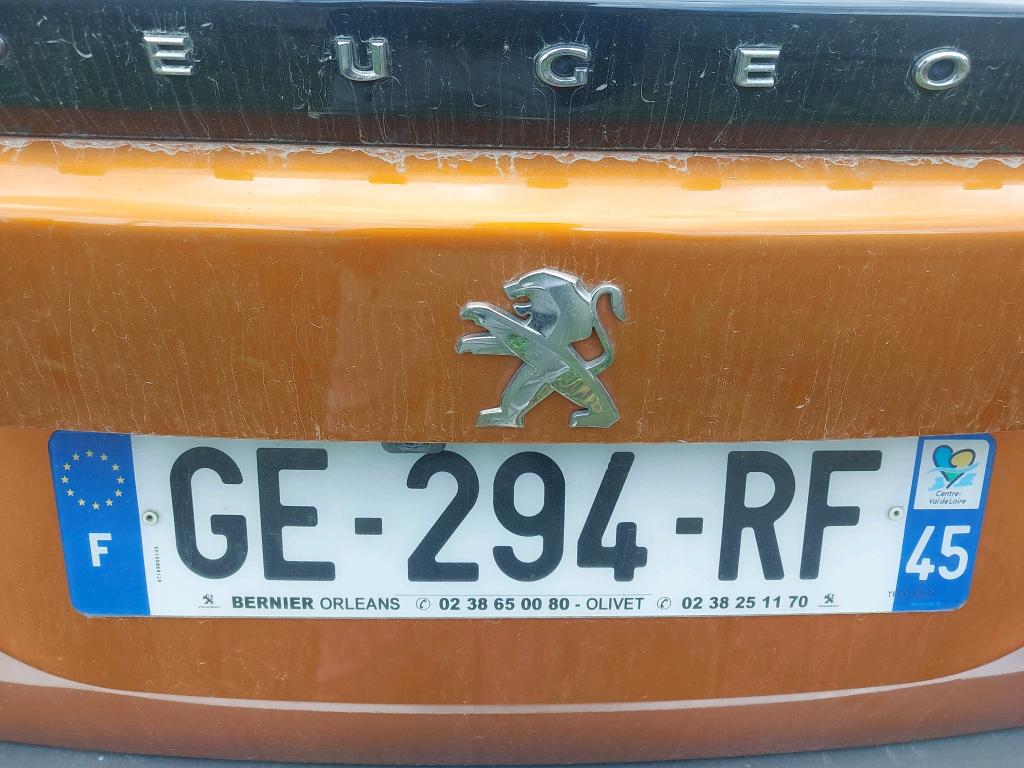 Peugeot 2008 PureTech 130 S&S EAT8 Allure Pack 2022