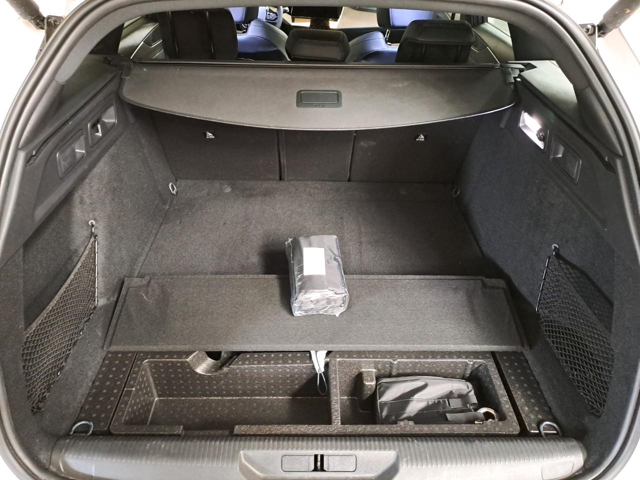 Peugeot 308 III 