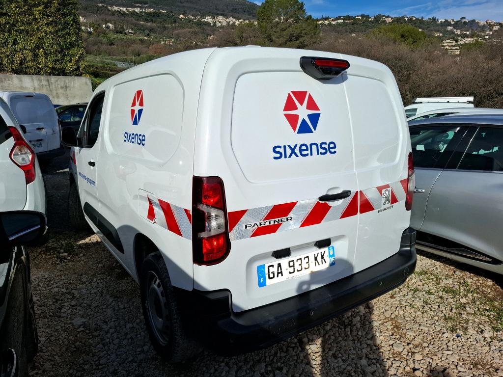 Peugeot PARTNER FOURGON STANDARD 650 KG BLUEHDI 130 S&S EAT8 ASPHALT 2021