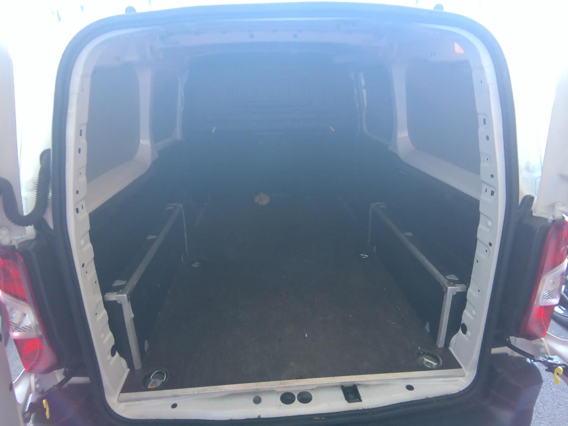 Citroen BERLINGO VAN TAILLE XL 950KG BLUEHDI 100 S&S BVM6 2024