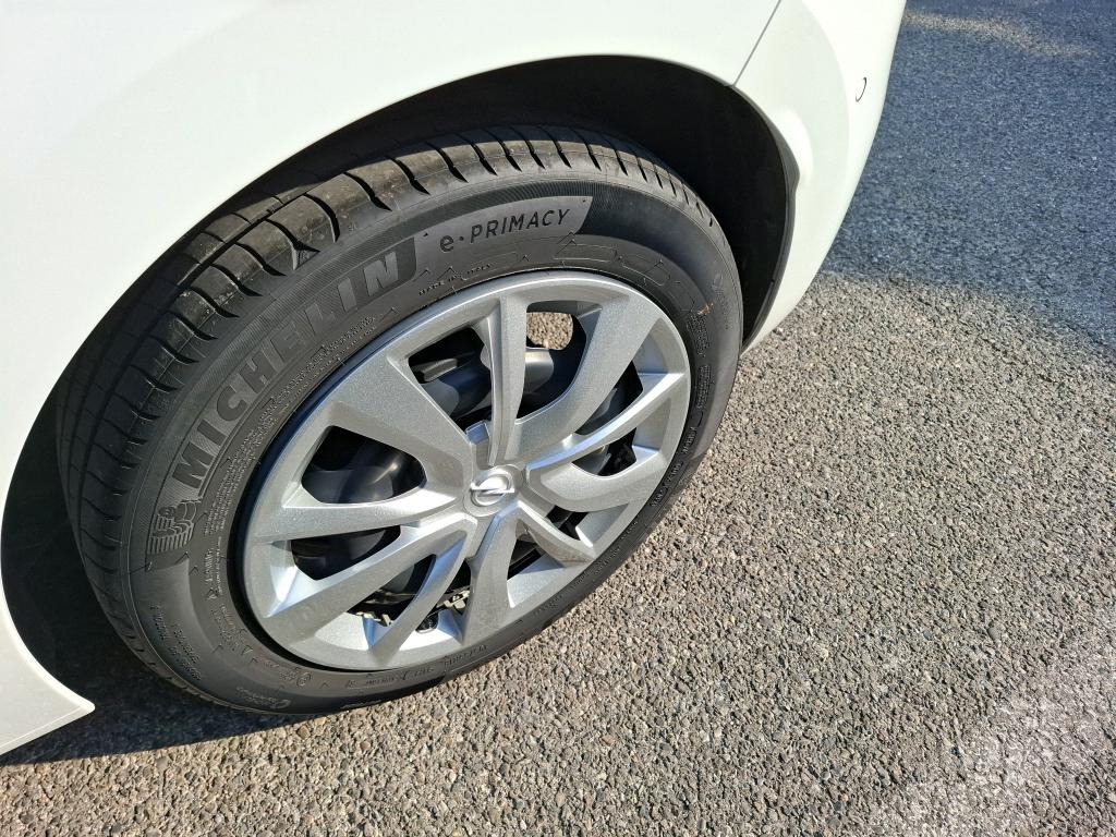 Opel Corsa 1.2 75 ch BVM5  2024