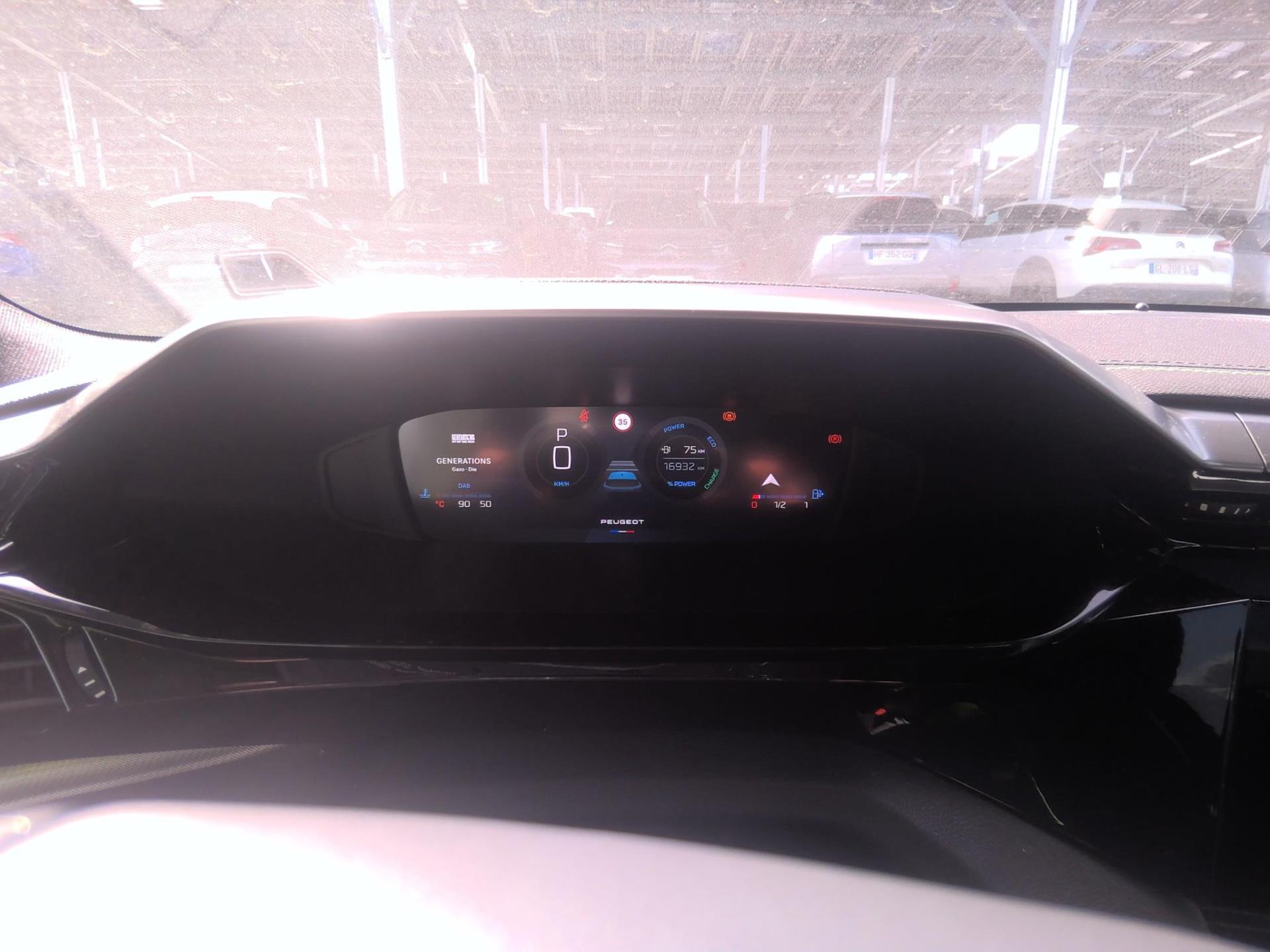 Peugeot 308 Hybrid 145 e-DCS6 GT 2025
