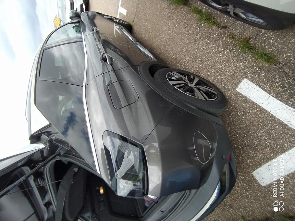 Foto Peugeot 3008 Hybrid 8