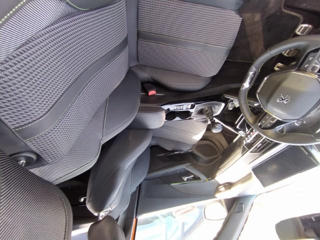 Foto Peugeot 2008 11