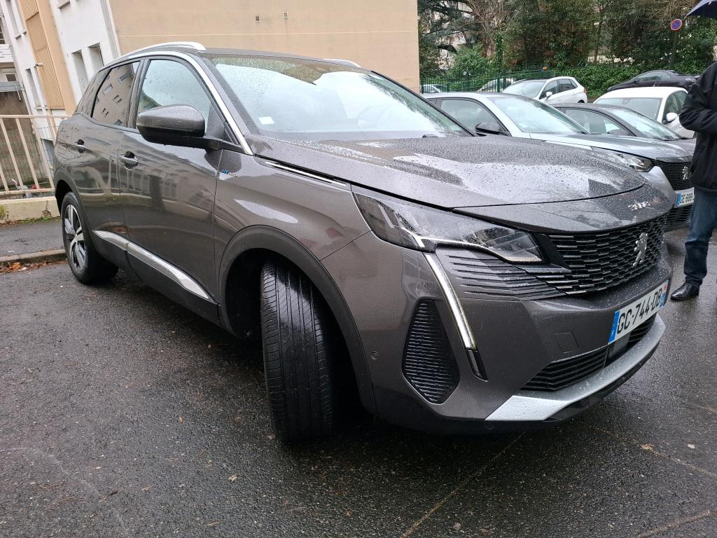 Peugeot NV 3008 SUV