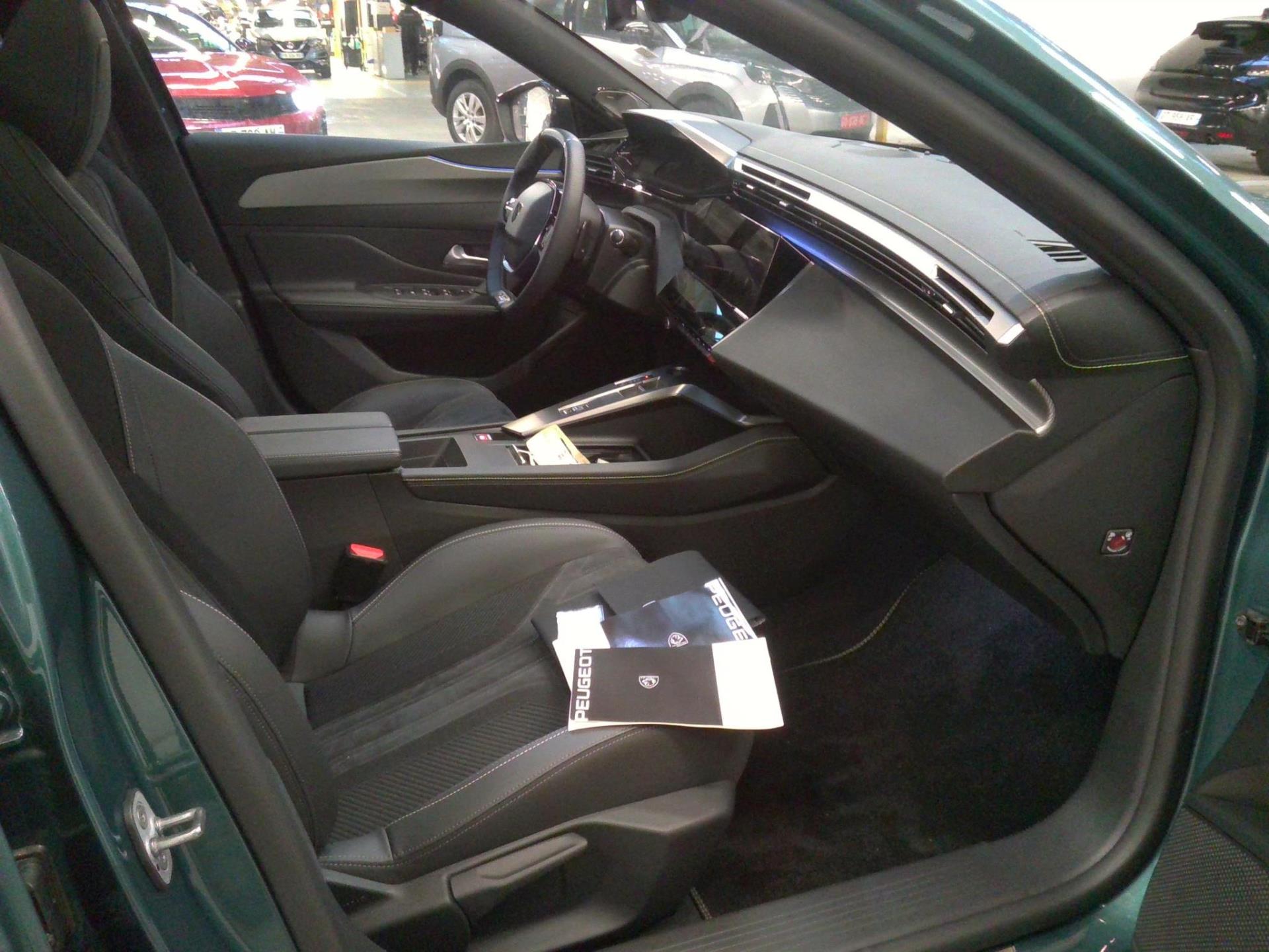 Peugeot 308 SW PHEV 180 e-EAT8 GT 2021