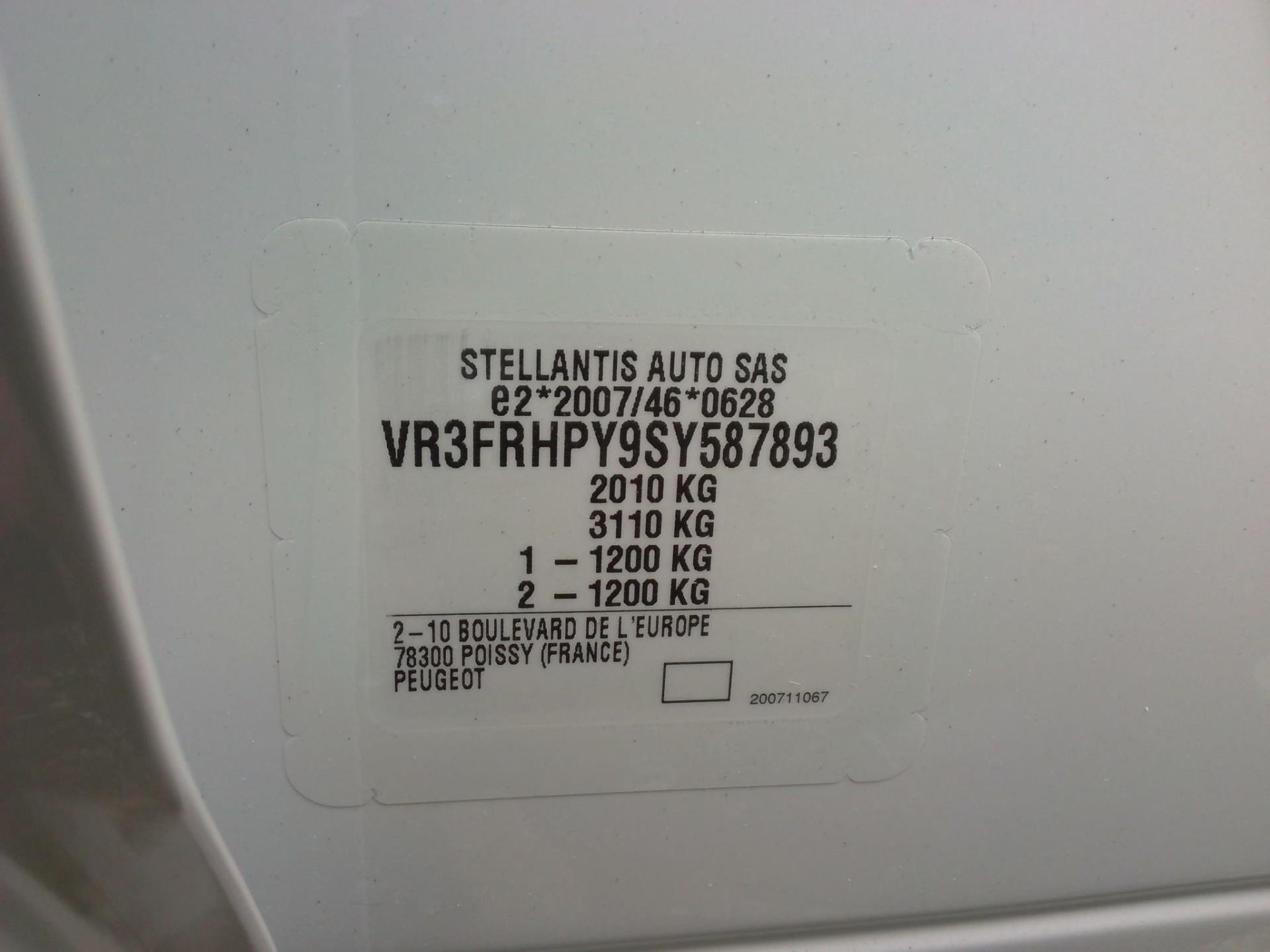 Peugeot 308 SW Hybrid 145 e-DCS6 Allure 2025