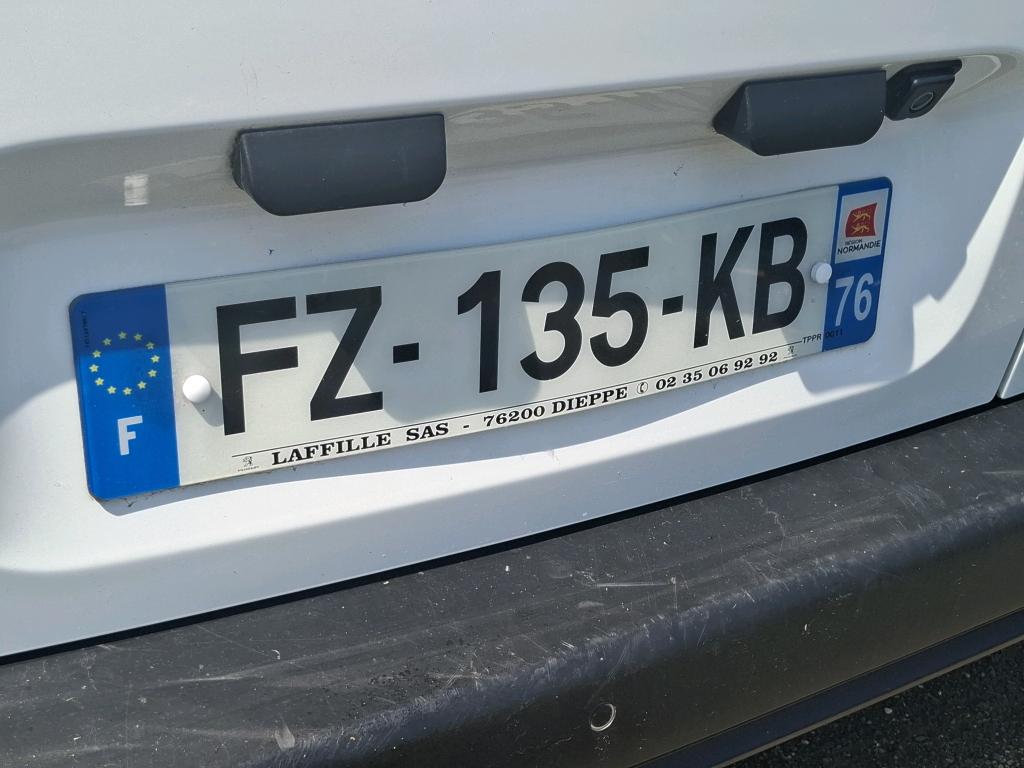 Peugeot PARTNER FOURGON STANDARD 650 KG BLUEHDI 130 S&S BVM6 PREMIUM 2021