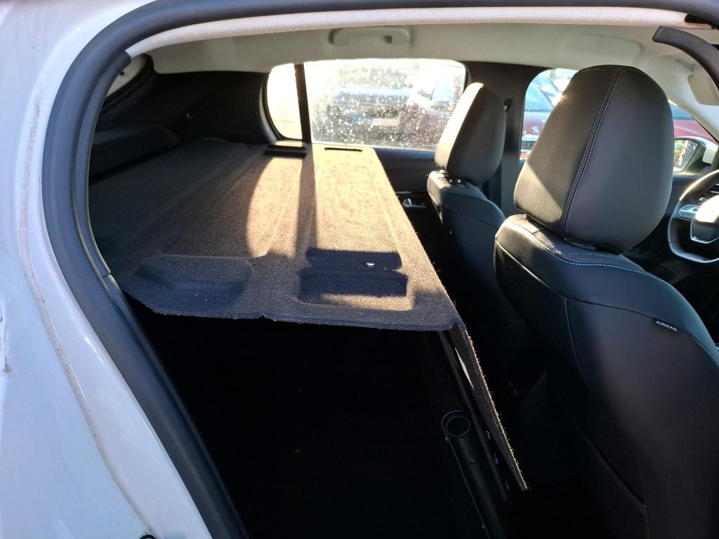 Peugeot 208 BlueHDi 100 S&S BVM6 Allure Business 2021