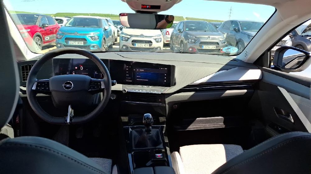 Foto Opel Astra 12