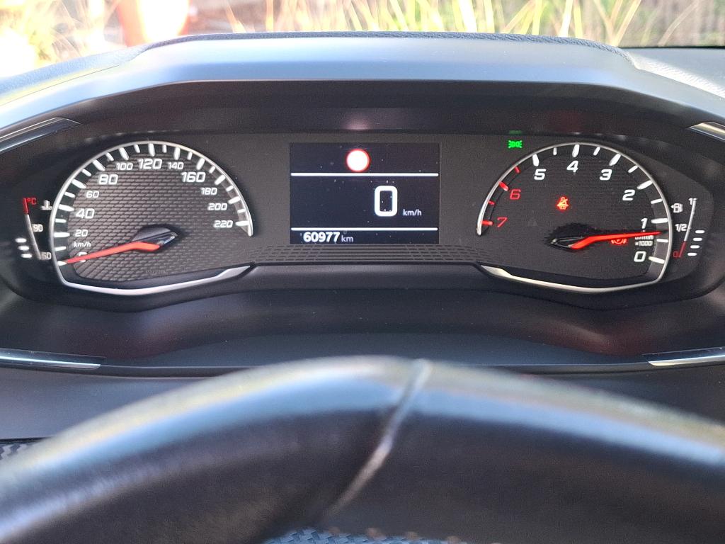 Peugeot 208 BlueHDi 100 S&S BVM6 Style 2022