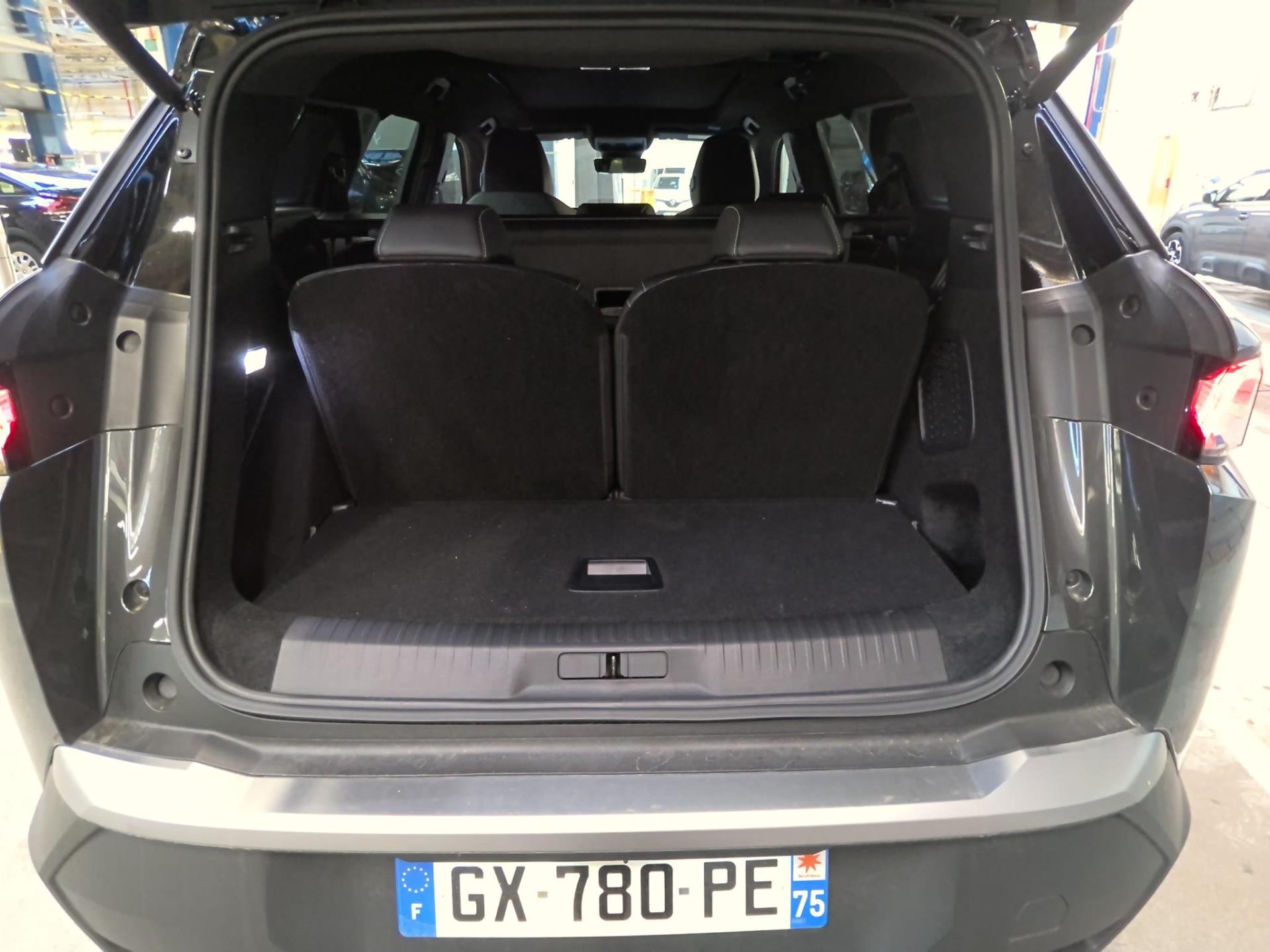 Peugeot 5008 Hybrid 136 e-DCS6 GT 2024