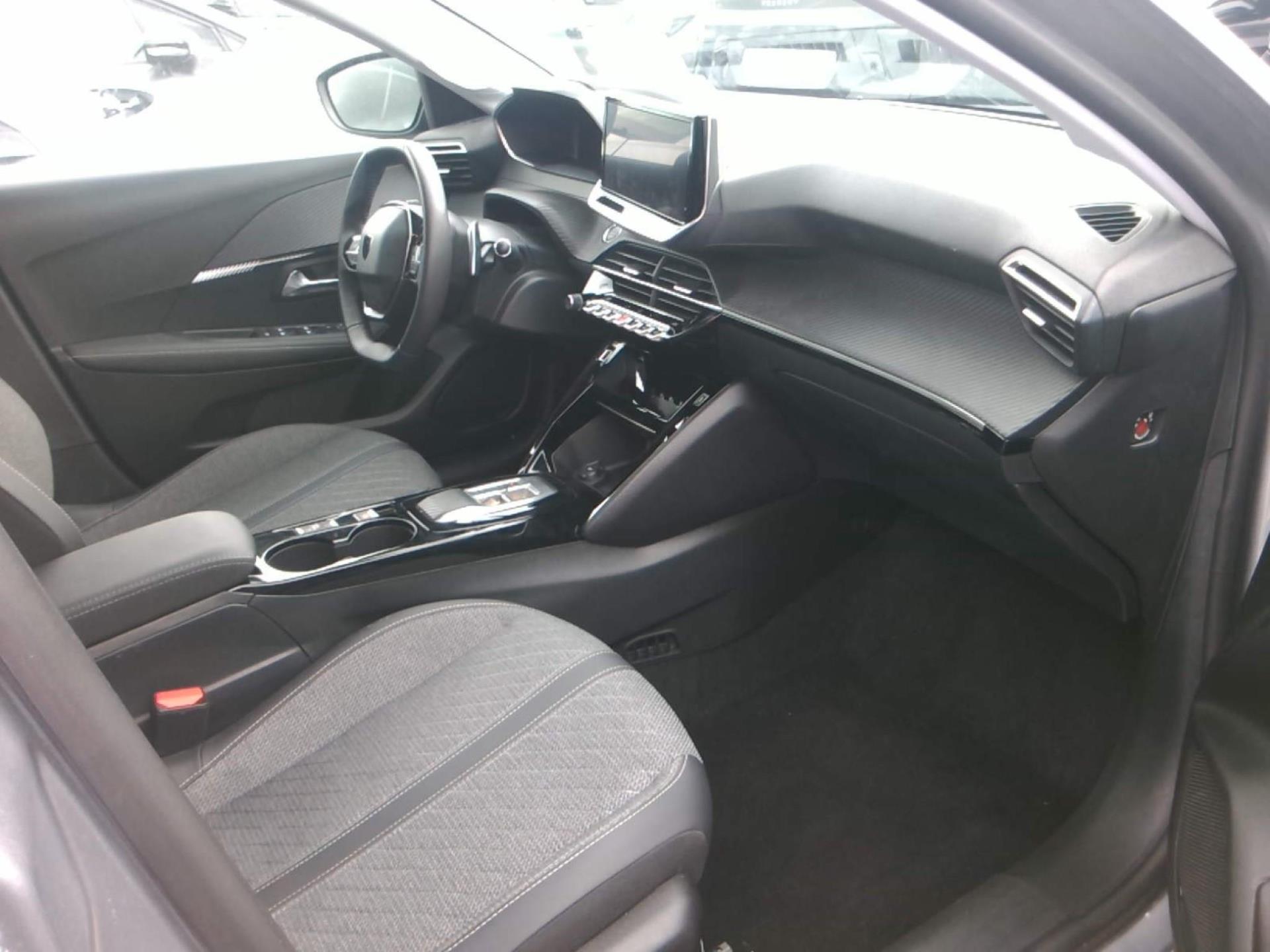 Peugeot 208 Hybrid 100 e-DCS6 Allure 2024