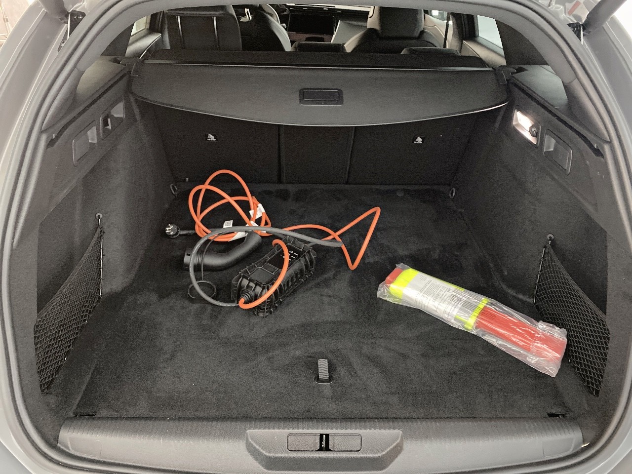 Peugeot 308 SW PHEV 225 e-EAT8 GT 2024
