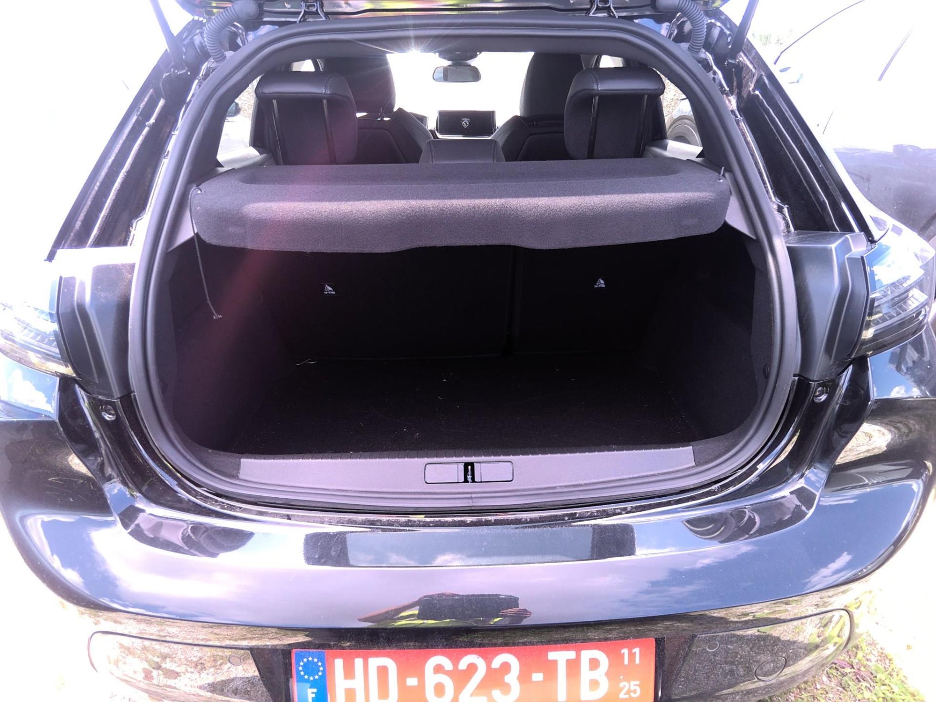 Peugeot 208 Hybrid 110 e-DCS6 GT 2025