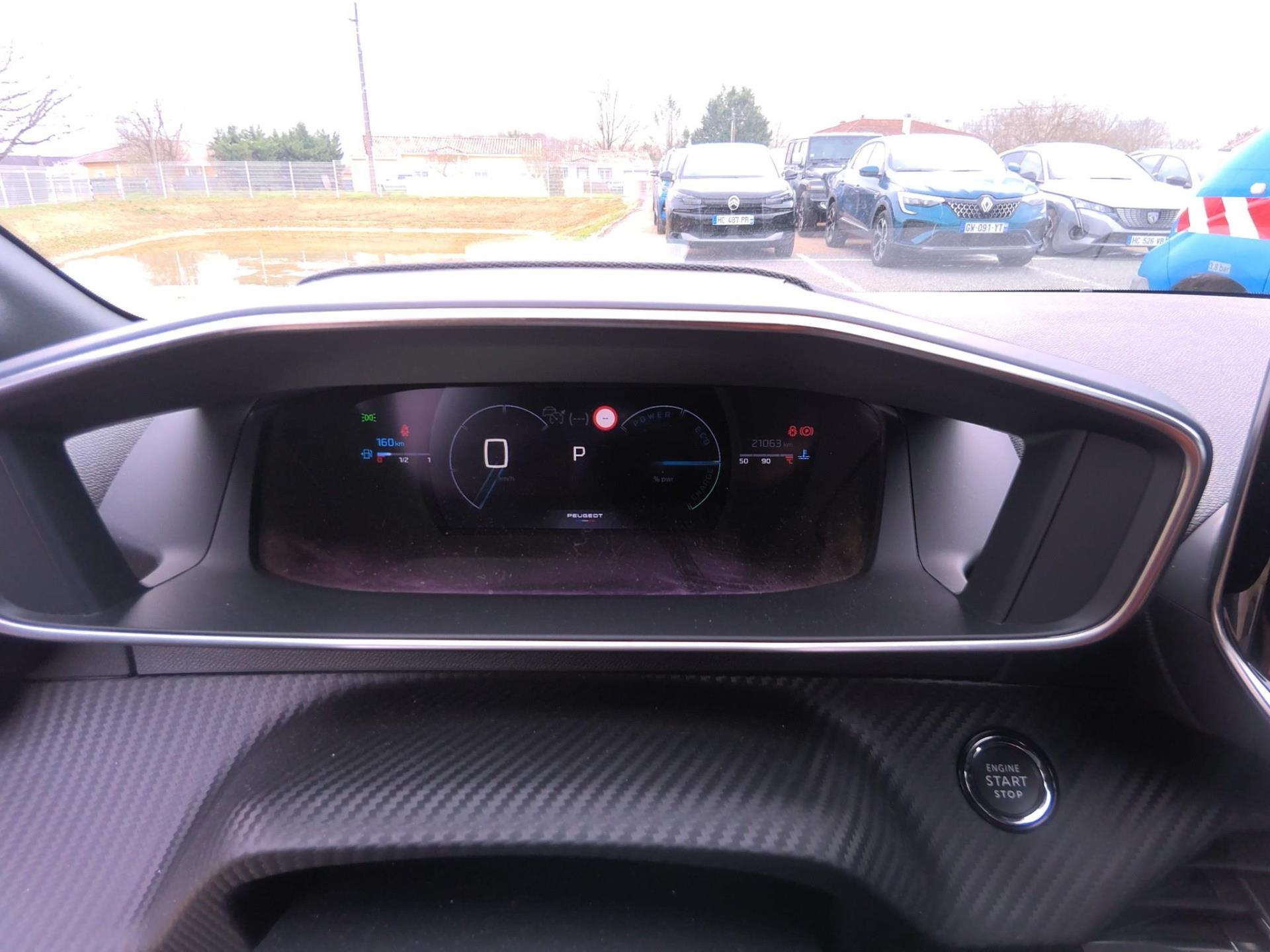 Peugeot 208 Hybrid 110 e-DCS6 GT 2025