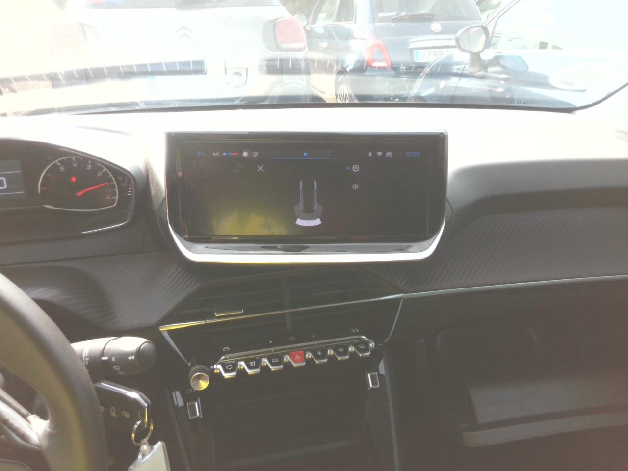 Foto Peugeot 208 9