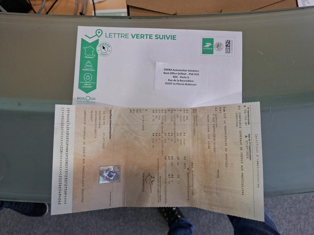 Peugeot 208 PureTech 100 S&S EAT8 GT 2023